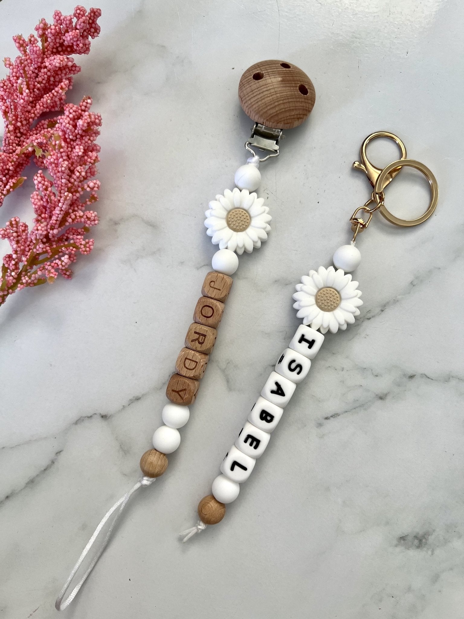  Personalised Dummy Clip & Key Ring - Daisy  