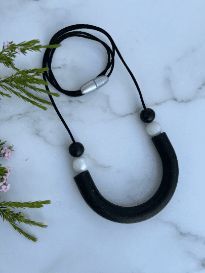  Simple Elegant Silicone Necklace  